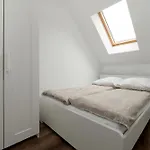Nowoczesne I Eleganckie Sun Seasons 24 W Karpaczu By Renters Appartamento