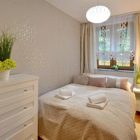 Nowoczesne I Eleganckie Sun Seasons 24 W Karpaczu By Renters Appartamento