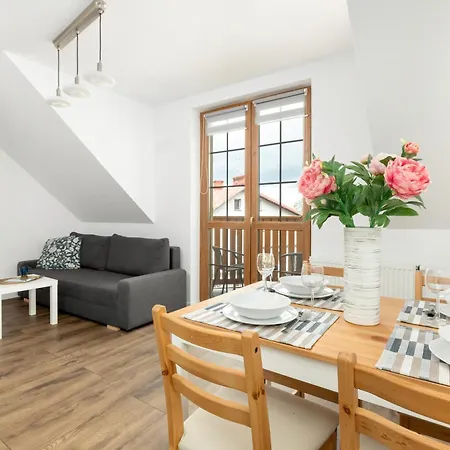 Apartment Nowoczesne I Eleganckie Sun Seasons 24 W Karpaczu By Renters Karpacz
